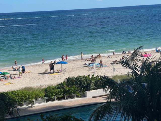 Ocean Manor Tiki Sunset Retreat Hotel Lauderdale-by-the-Sea Exterior photo