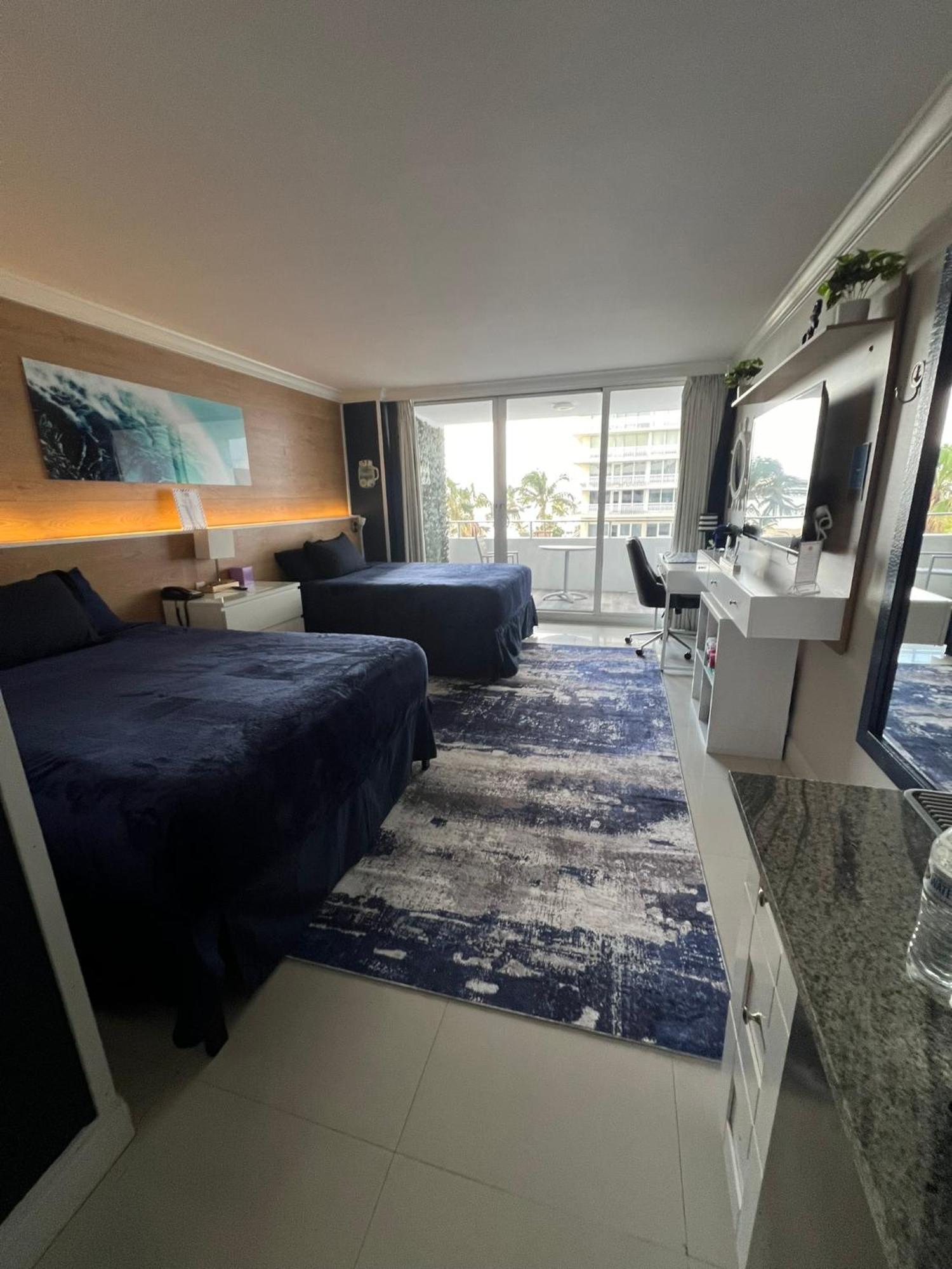 Ocean Manor Tiki Sunset Retreat Hotel Lauderdale-by-the-Sea Exterior photo